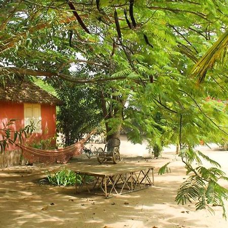 Lampsar Lodge Ndiongo Exterior foto